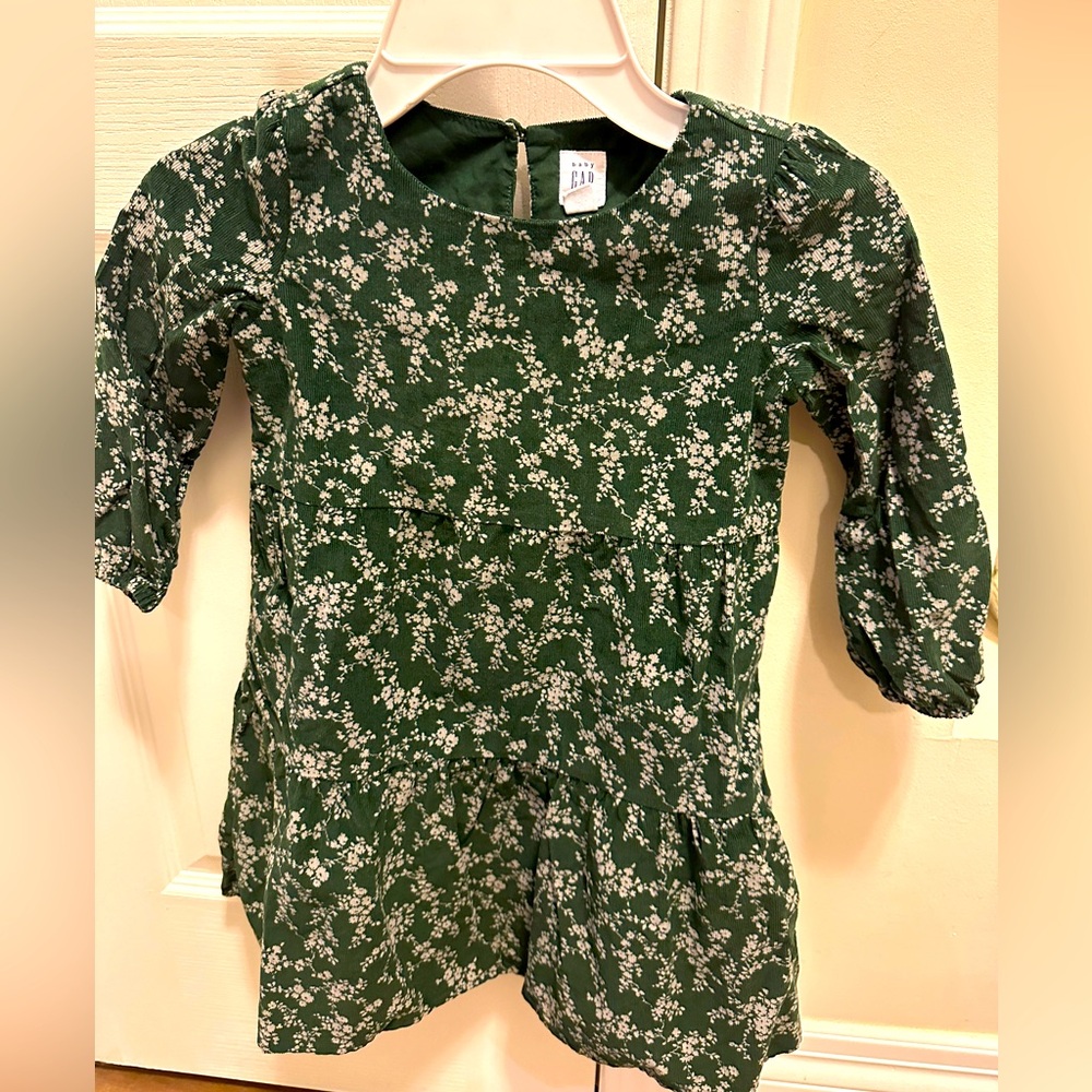 GAP • Girls’ floral dress